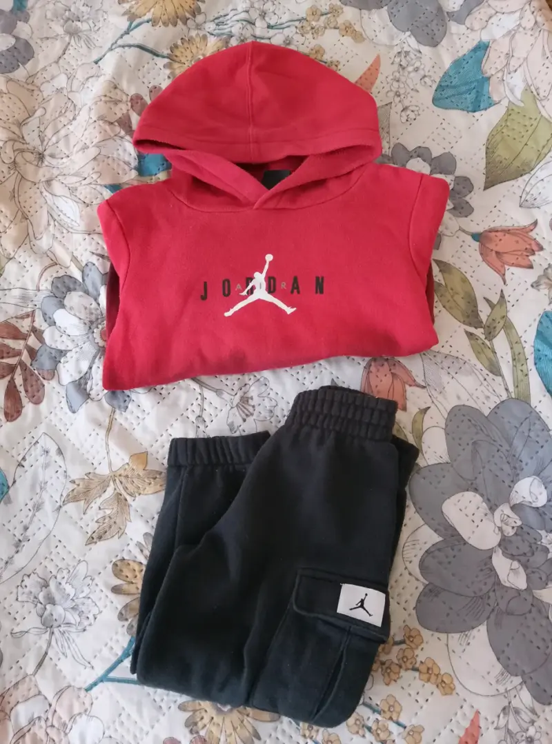 Conjunto polerón y pantalón Jordan - 3