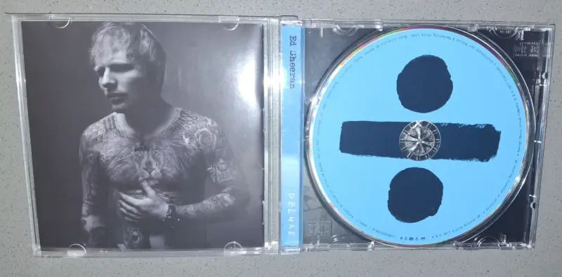 CD Ed Sheeran Divide Deluxe - 3