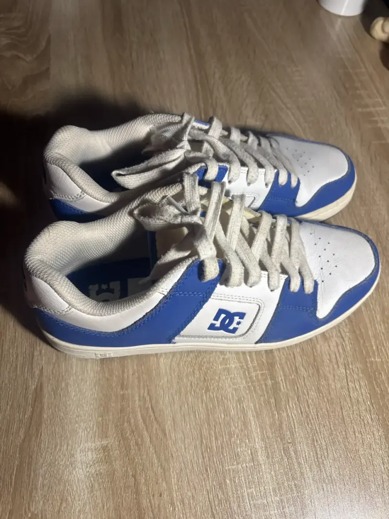 Zapatillas DC azul y blanco - 3