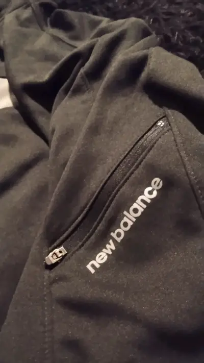 Chaqueta deportiva negra con gris - miniatura 3