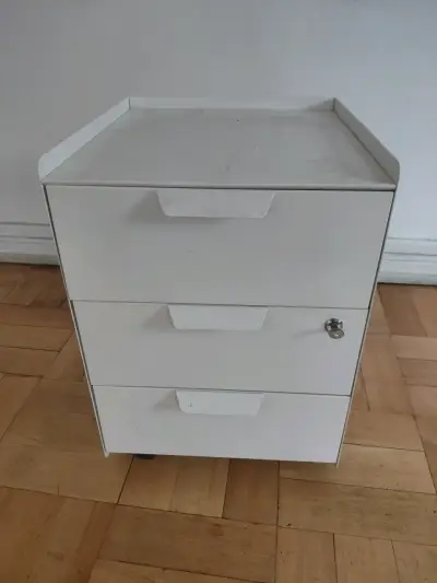 Cajonera blanca con ruedas - miniatura 1
