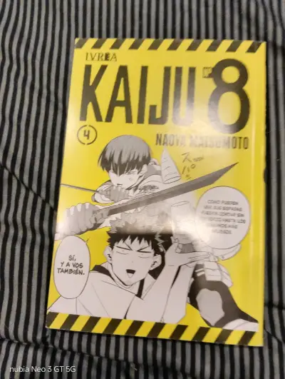 Manga Kaiju No. 8 Vol. 4 - miniatura 3