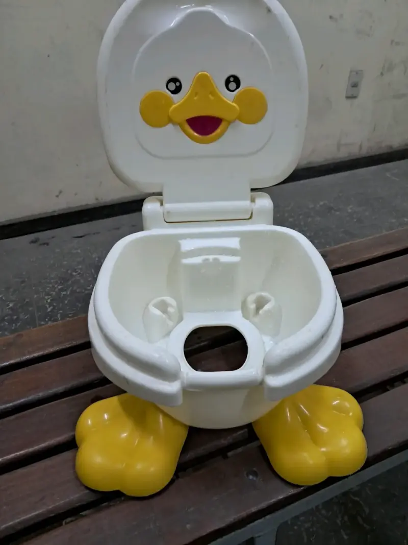 Bacinica infantil con diseño divertido - 3