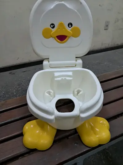 Bacinica infantil con diseño divertido - miniatura 3