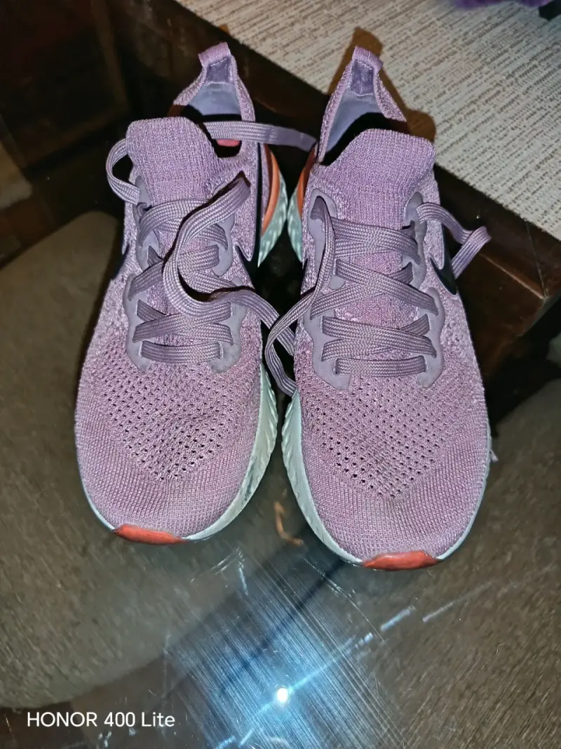 Zapatillas deportivas moradas - 1