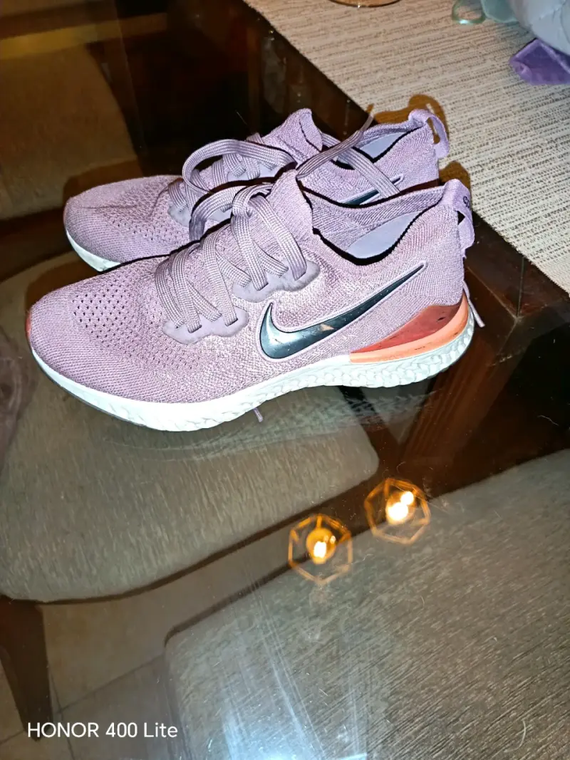 Zapatillas deportivas moradas - 2