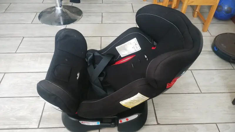 Silla para auto Bbqool negra - 2