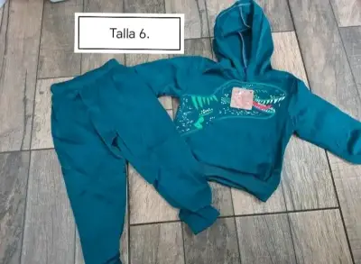 Conjunto buzo poliéster y polar adentro - miniatura 3