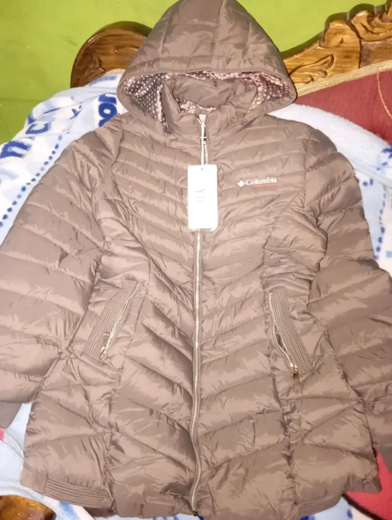 Chaqueta marrón nueva - 1