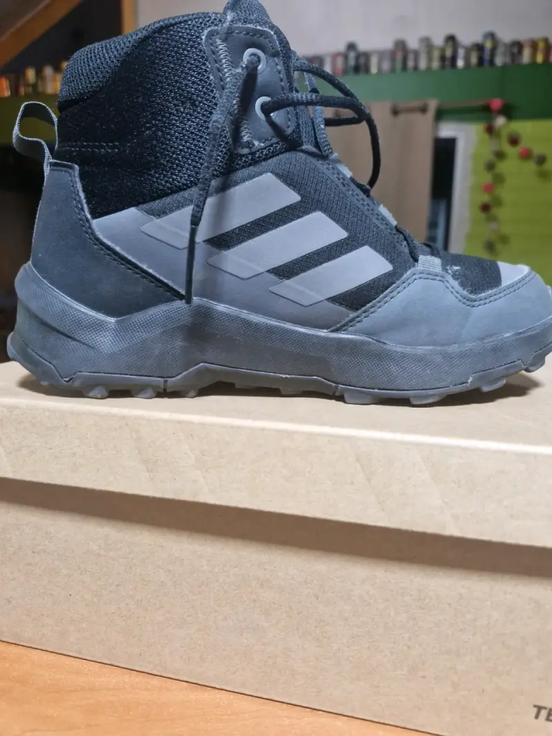 Botines deportivos negros adidas terrex