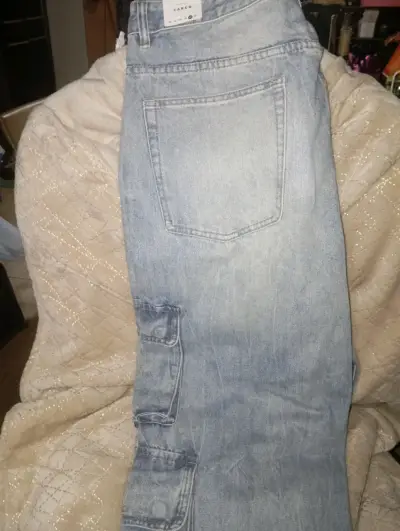 Jeans cargo de mezclilla azul claro - miniatura 4