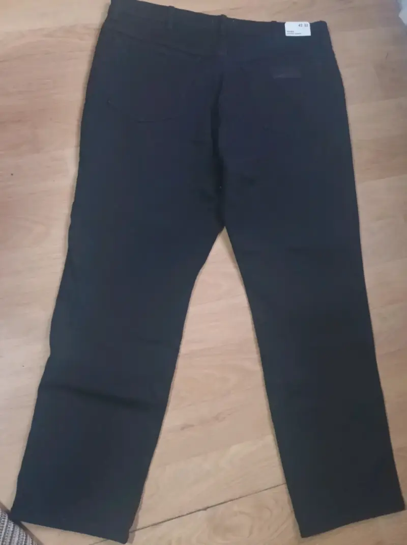 Jeans Wrangler Texas negros - 2