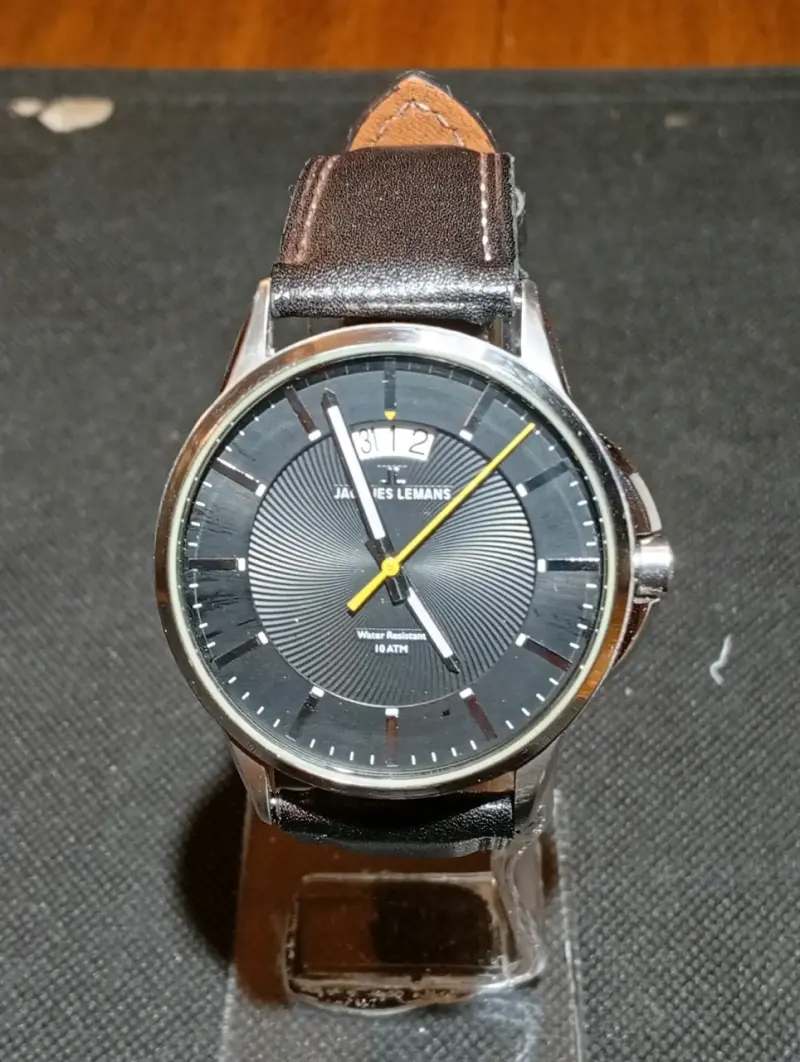 Reloj análogo negro,marca Jacques Lemans. - 5