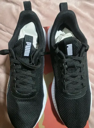 Zapatillas negras Puma deportivas - miniatura 1