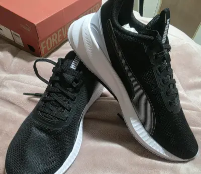 Zapatillas negras Puma deportivas - miniatura 2