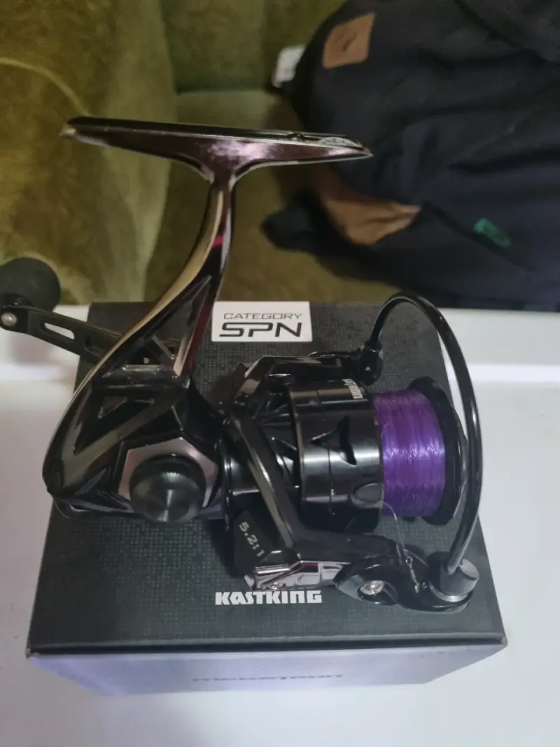 Carrete de pesca KastKing megatron 2000