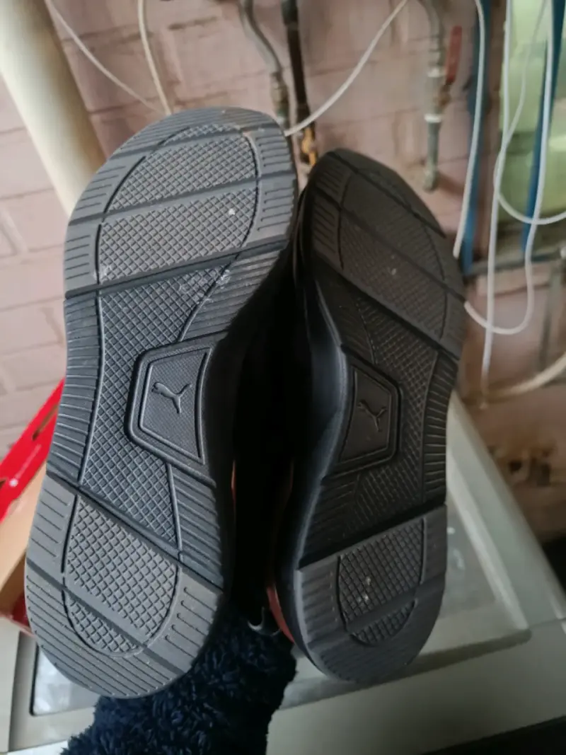 Zapatillas negras deportivas puma - 3