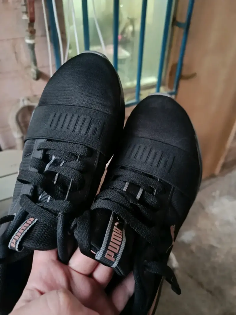 Zapatillas negras deportivas puma - 4