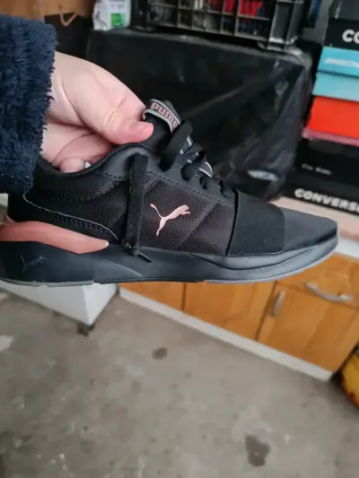 Zapatillas negras deportivas puma - miniatura 5