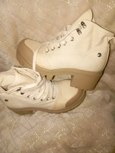 Botines beige con plataforma - miniatura 1
