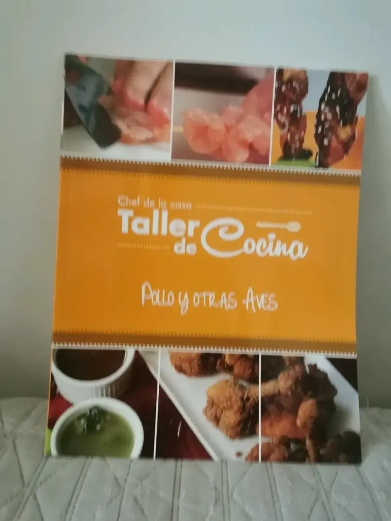 Libro Taller de cocina / Pollo y otras aves. - 1