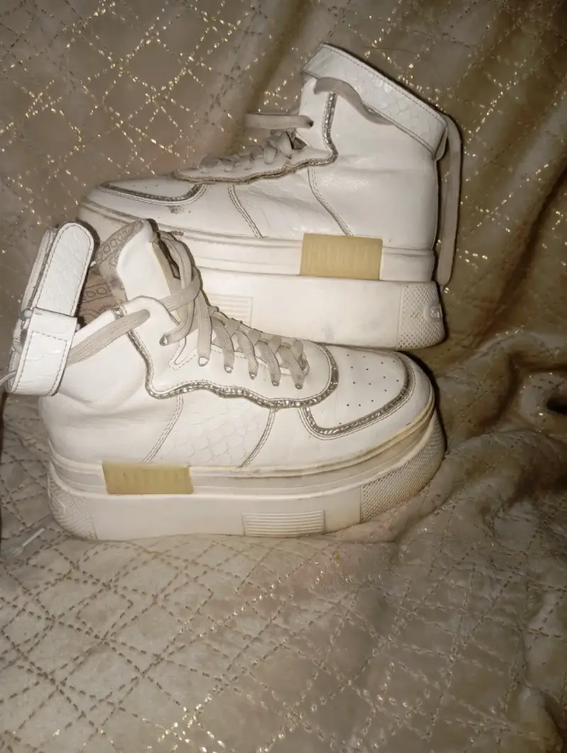 Zapatillas blancas de plataforma - 1