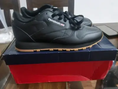 Zapatillas negras Reebok Classic Unisex - miniatura 2