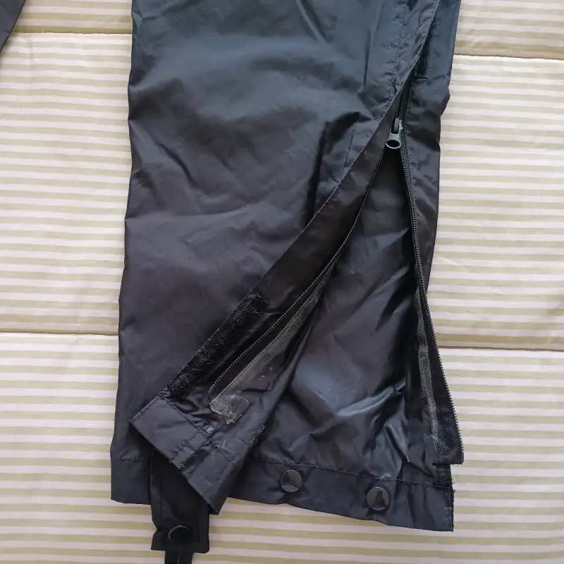 Pantalones deportivos impermeables Doite negros - 2