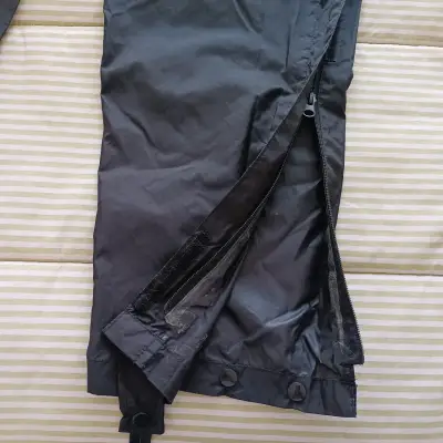 Pantalones deportivos impermeables Doite negros - miniatura 2