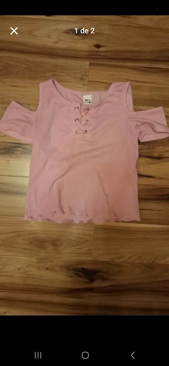 Polera rosada con hombros descubiertos - 1
