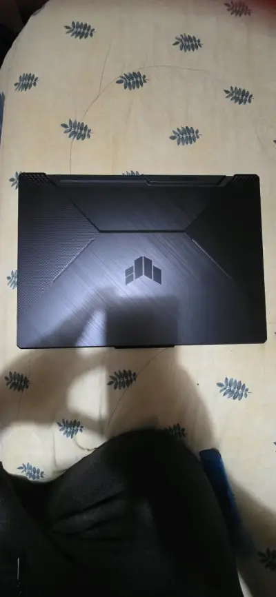 Laptop ASUS TUF Gaming F15 - miniatura 3