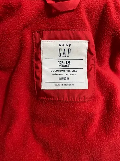 Chaqueta acolchada roja para niño - miniatura 2