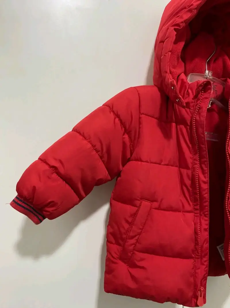 Chaqueta acolchada roja para niño - 4