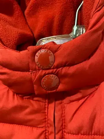 Chaqueta acolchada roja para niño - 6