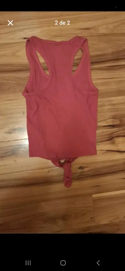 Polera sin mangas roja - miniatura 2