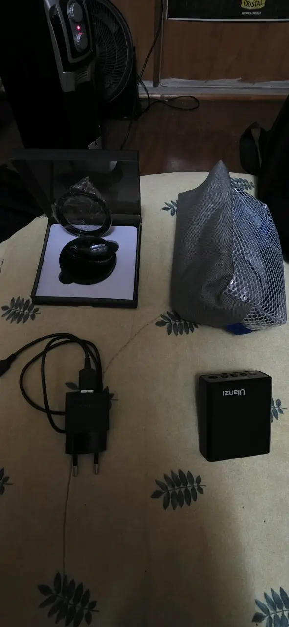 Cámara Sony A7III con Accesorios - 3