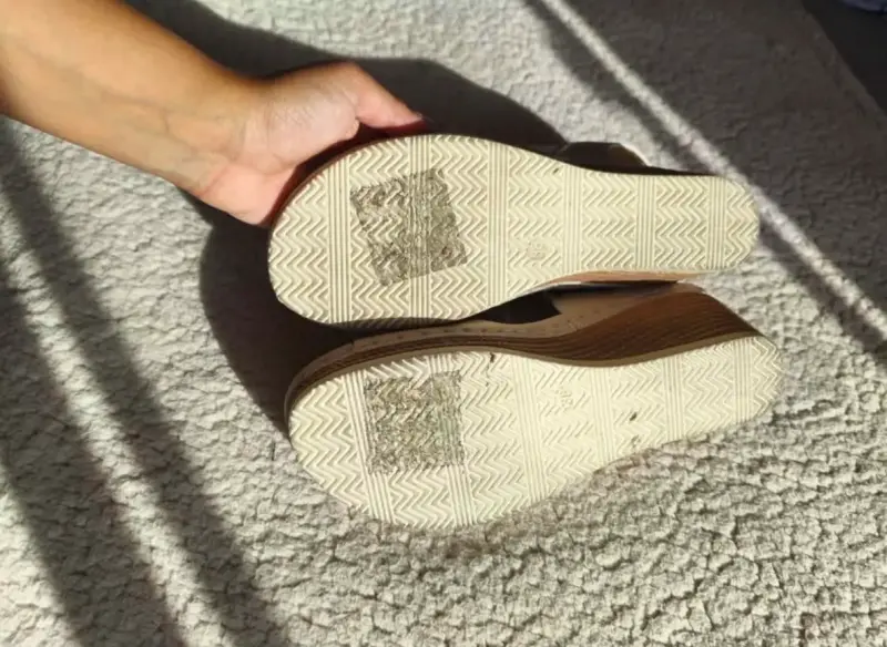 Sandalias beige con plataforma - 2