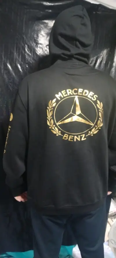 Polerón negro Mercedes Benz - miniatura 1
