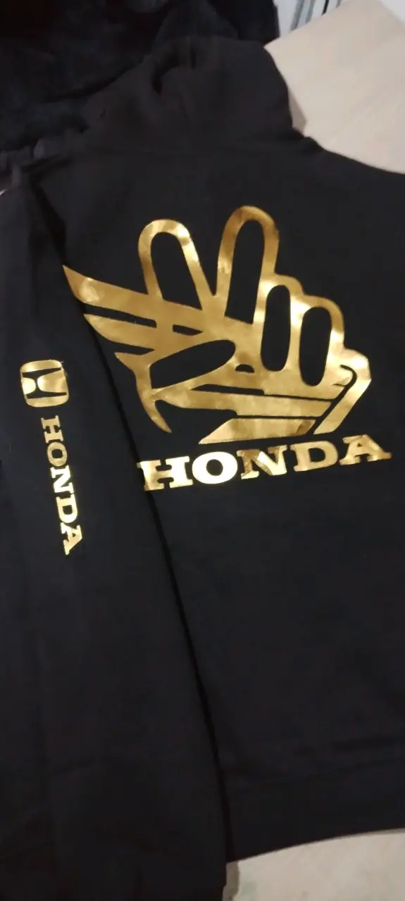 Polerón negro Honda dorado - 1