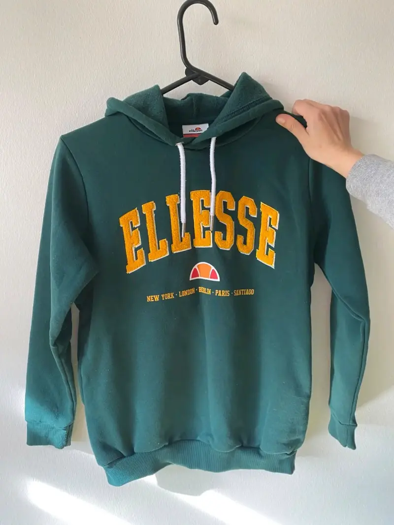 Polerón verde Ellesse con capucha - 1