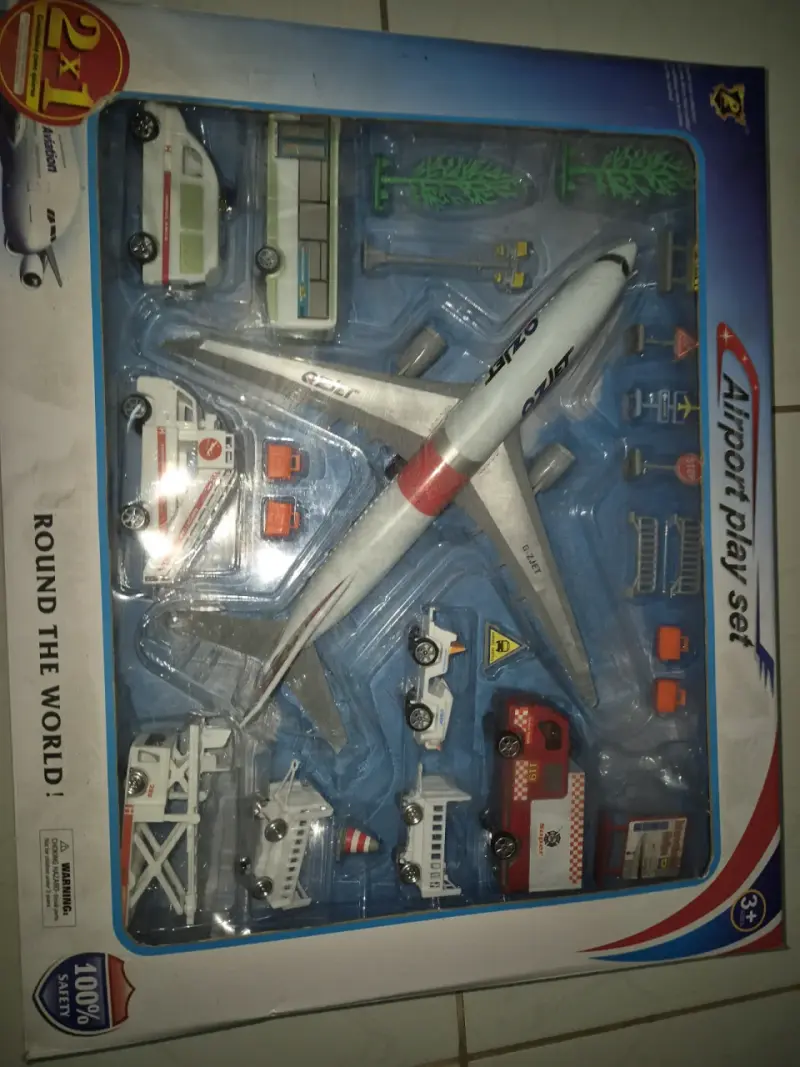 Set de juego aeropuerto y vehículos - 3