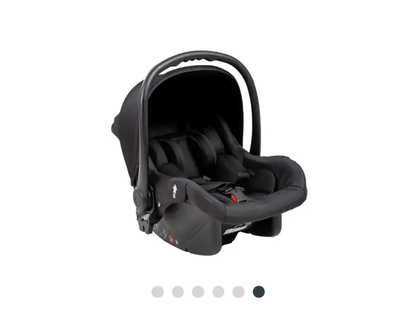 Silla de auto para bebé negra