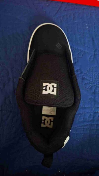 Zapatillas DC blancas nuevas - miniatura 2