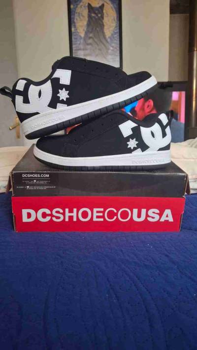 Zapatillas DC blancas nuevas - miniatura 3
