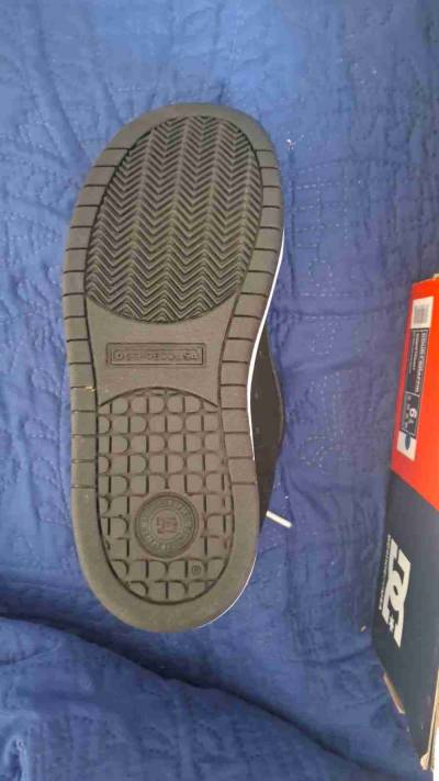 Zapatillas DC blancas nuevas - miniatura 4