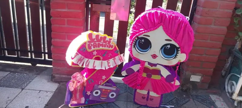 Piñatas personalizadas - 4