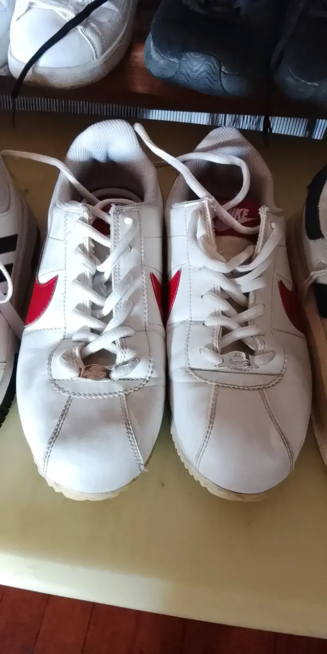 Zapatillas deportivas negras y blancas - 6