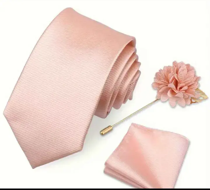 Set corbata rosada con pañuelo