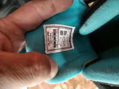 Patines en línea negros y azules - miniatura 2