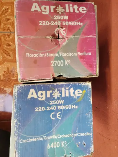 Ampolletas CFL Agro-Lite 200W - miniatura 2